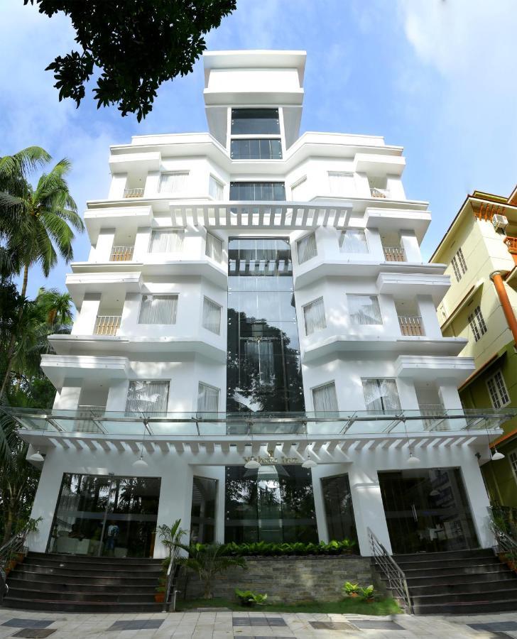 Vishnu Inn Guruvāyūr Buitenkant foto