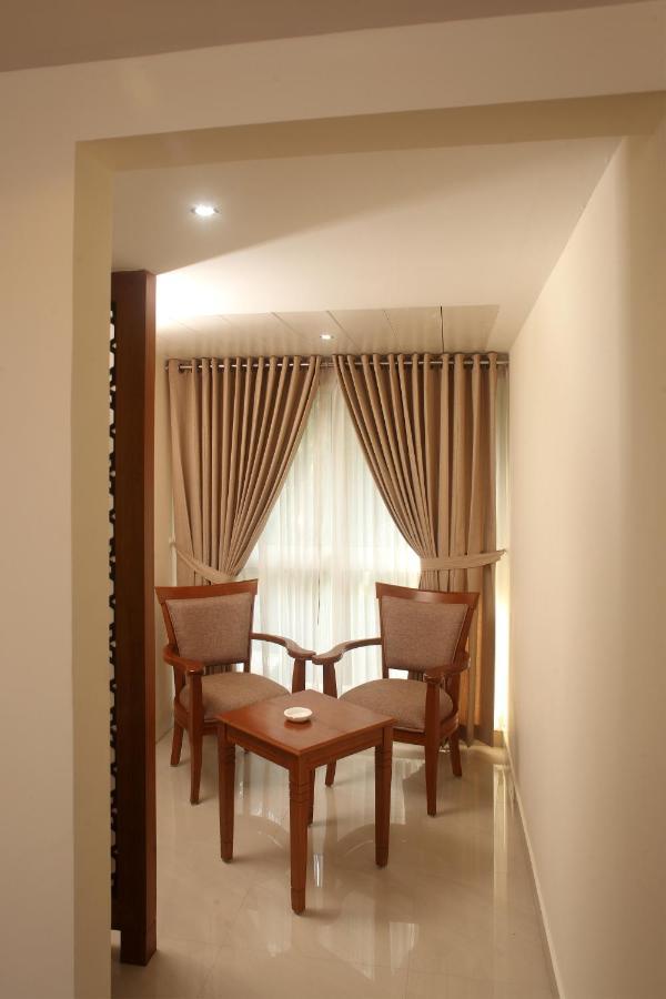 Vishnu Inn Guruvāyūr Buitenkant foto